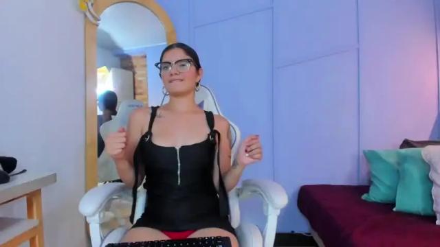 Image 11 of melody_rous Stream on Chaturbate on 15 months ago