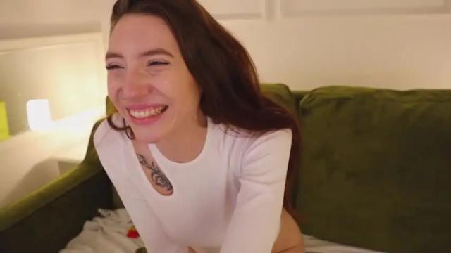 Image 8 of melody_shy19 Stream on Chaturbate on 19 months ago