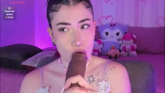 Image 12 of melody_suarez Stream on Chaturbate on 2 months ago