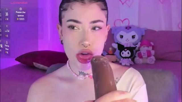 Thumbnail 3, melody_suarez's Stream at Chaturbate, 2 months ago