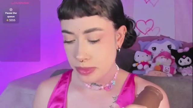 Image 11 of melody_suarez Stream on Chaturbate on 2 months ago