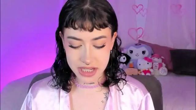 Thumbnail 1, melody_suarez's Stream at Chaturbate, 1 month ago