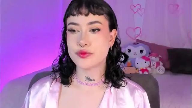 Image 3 of melody_suarez Stream on Chaturbate on 1 month ago