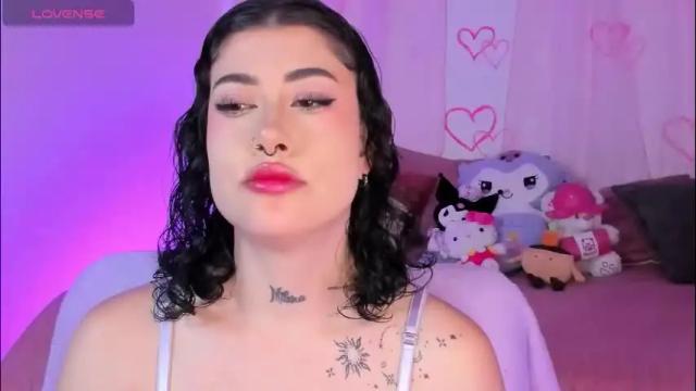 Image 4 of melody_suarez Stream on Chaturbate on 1 month ago