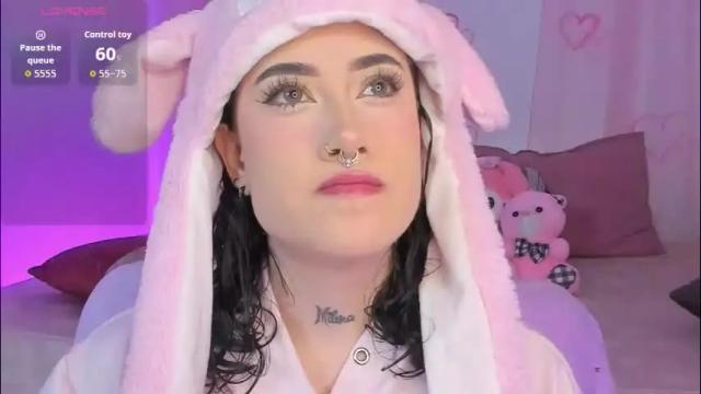 Thumbnail 1, melody_suarez's Stream at Chaturbate, 2 months ago