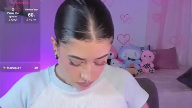 Image 11 of melody_suarez Stream on Chaturbate on 1 month ago