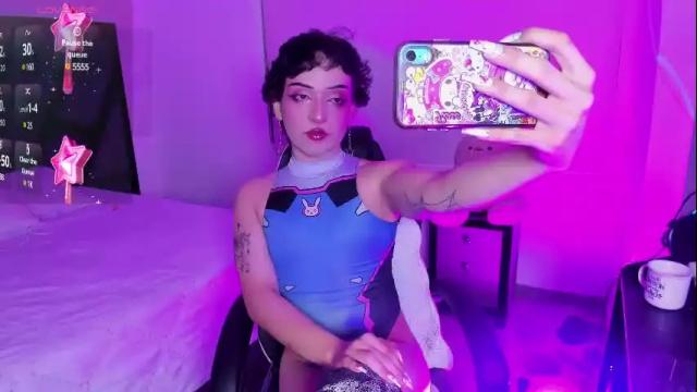 Image 6 of melodybons Stream on Chaturbate on 16 days ago