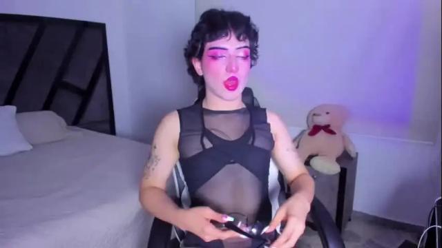 Image 10 of melodybons Stream on Chaturbate on 12 days ago