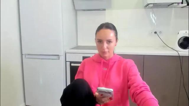 Image 7 of melodyhewit Stream on Chaturbate on 2 months ago