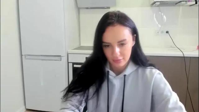 Image 4 of melodyhewit Stream on Chaturbate on 1 month ago