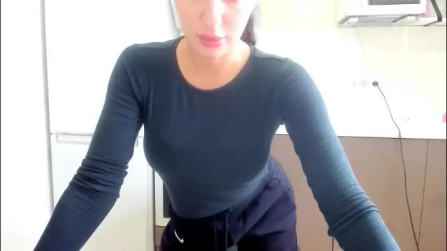 Image 12 of melodyhewit Stream on Chaturbate on 1 month ago