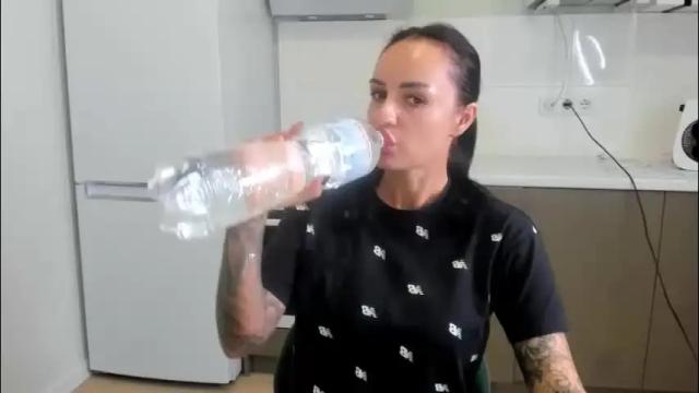 Image 10 of melodyhewit Stream on Chaturbate on 1 month ago