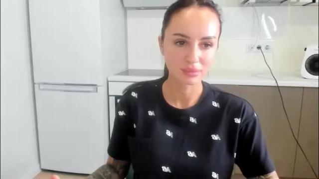 Image 12 of melodyhewit Stream on Chaturbate on 1 month ago