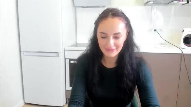 Image 2 of melodyhewit Stream on Chaturbate on 26 days ago