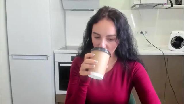 Image 2 of melodyhewit Stream on Chaturbate on 17 days ago