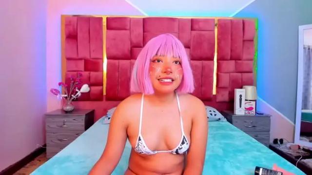 Image 4 of melodymoonlight Stream on Chaturbate on 27 months ago