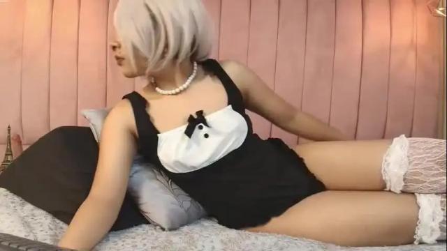 Image 3 of melodymoonn Stream on Chaturbate on 3 months ago