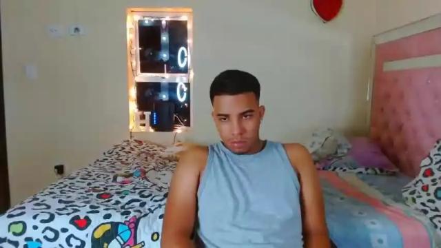 Image 8 of melodyn69 Stream on Chaturbate on 18 months ago