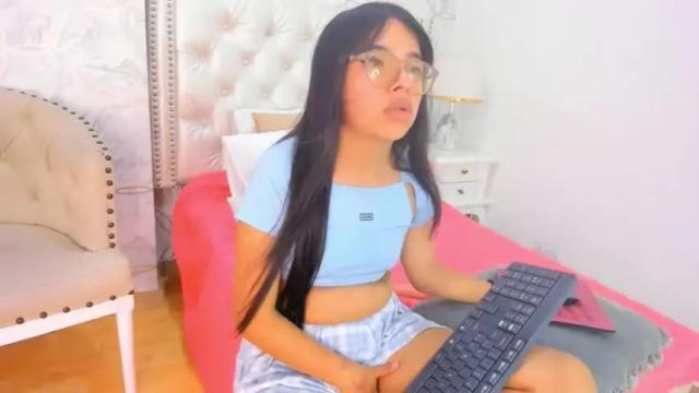 Image 6 of melodyspencer Stream on Chaturbate on 19 months ago
