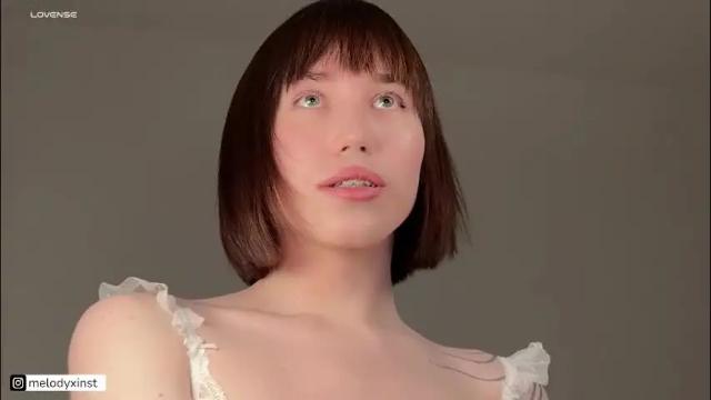 Image 4 of melodyxlove Stream on Chaturbate on 11 days ago