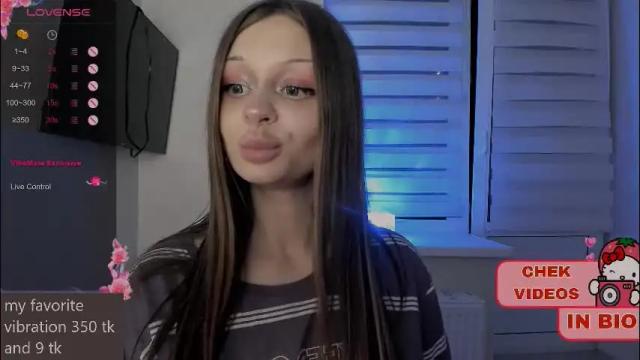 Image 2 of melonipinkbb Stream on Chaturbate on 1 month ago