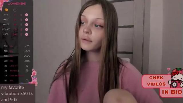 Image 2 of melonipinkbb Stream on Chaturbate on 1 month ago