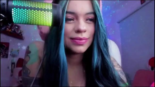 Image 6 of meloodyy18 Stream on Chaturbate on 16 months ago