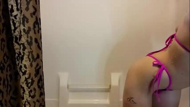 Image 7 of meltingmynx Stream on Chaturbate on 15 days ago