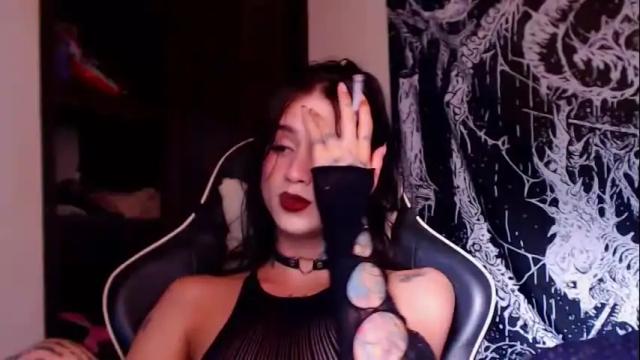 Image 6 of mely_roussex Stream on Chaturbate on 3 months ago