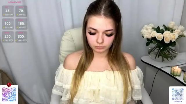 Image 3 of memento_mary Stream on Chaturbate on 28 days ago