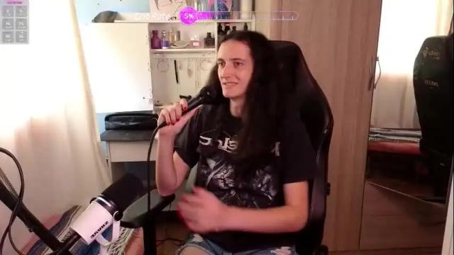Image 2 of memikouki Stream on Chaturbate on 11 days ago