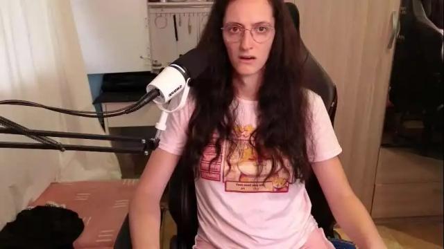 Image 4 of memikouki Stream on Chaturbate on 5 days ago
