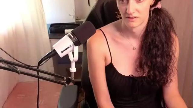 Image 10 of memikouki Stream on Chaturbate on 3 months ago