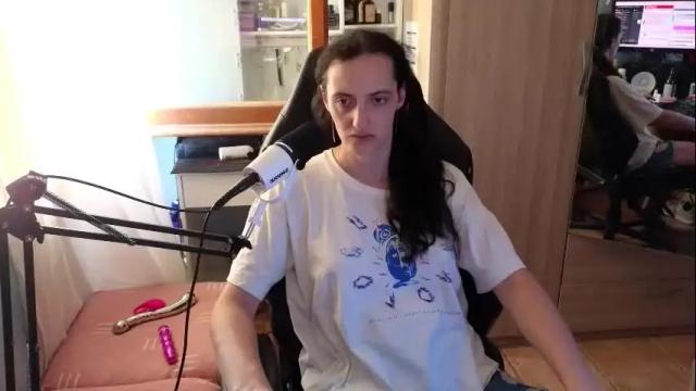Image 7 of memikouki Stream on Chaturbate on 3 months ago