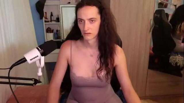 Image 6 of memikouki Stream on Chaturbate on 3 months ago