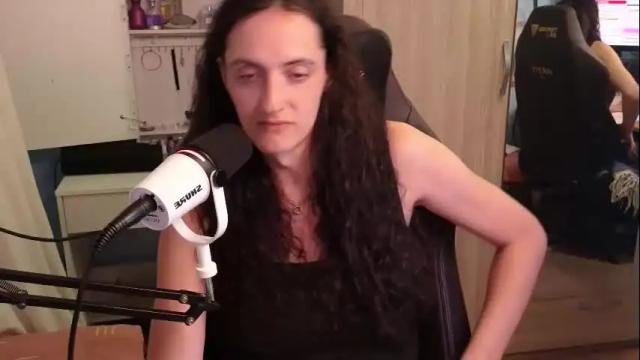 Image 7 of memikouki Stream on Chaturbate on 3 months ago