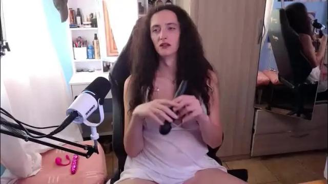Image 8 of memikouki Stream on Chaturbate on 2 months ago