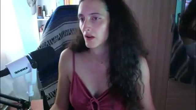 Image 10 of memikouki Stream on Chaturbate on 2 months ago