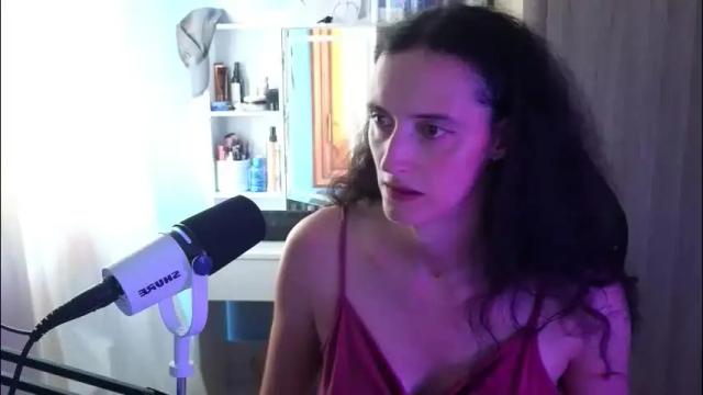 Image 3 of memikouki Stream on Chaturbate on 2 months ago
