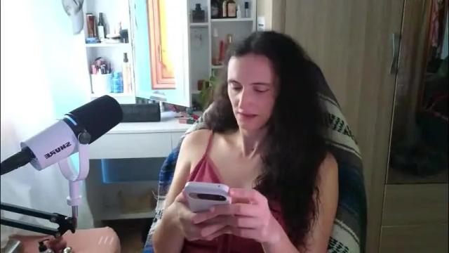 Image 6 of memikouki Stream on Chaturbate on 2 months ago