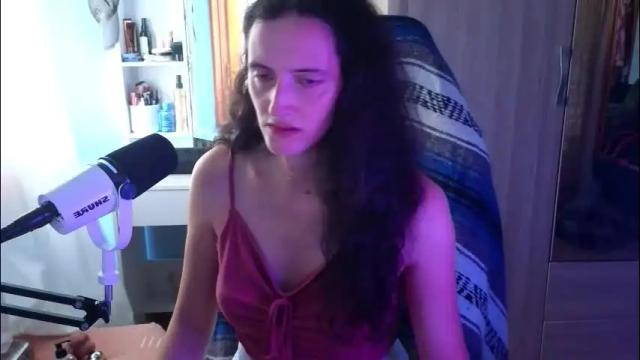 Image 7 of memikouki Stream on Chaturbate on 2 months ago