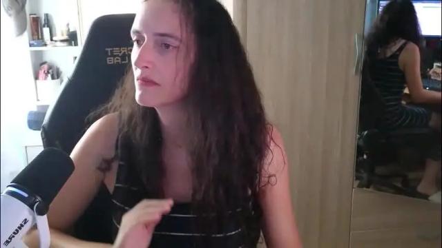 Image 2 of memikouki Stream on Chaturbate on 2 months ago