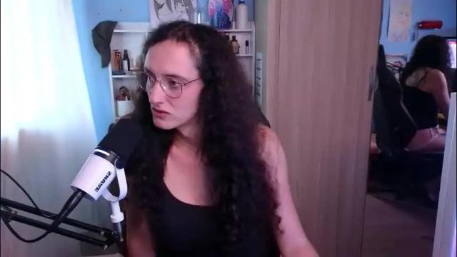 Image 12 of memikouki Stream on Chaturbate on 2 months ago