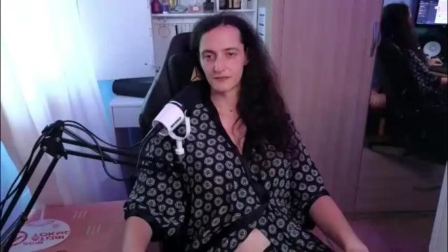 Image 10 of memikouki Stream on Chaturbate on 2 months ago