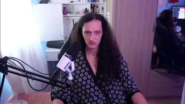 Image 2 of memikouki Stream on Chaturbate on 2 months ago