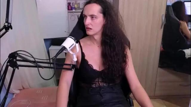 Image 8 of memikouki Stream on Chaturbate on 1 month ago