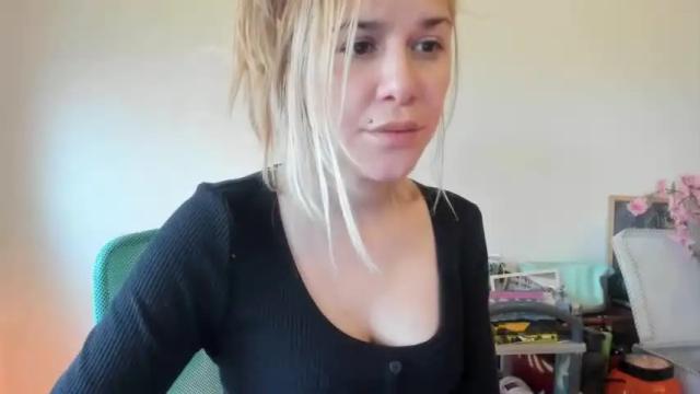 Thumbnail 3, meow________'s Stream at Chaturbate, 18 months ago