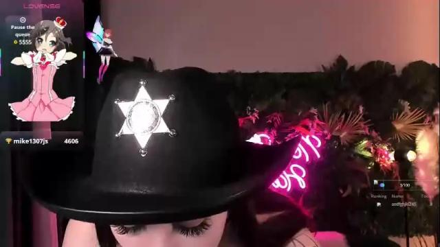 Image 12 of meow_amanda Stream on Chaturbate on 2 months ago