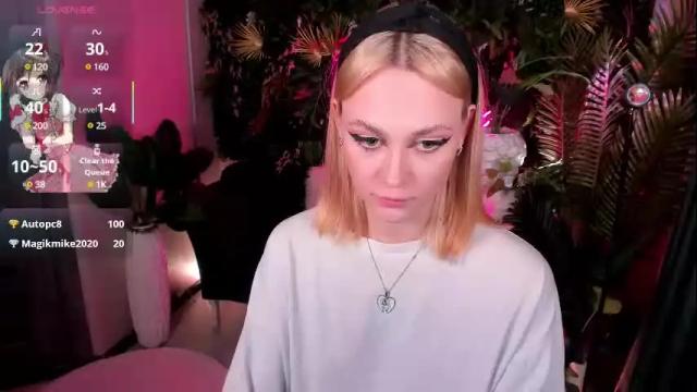 Image 6 of meow_amanda Stream on Chaturbate on 17 days ago