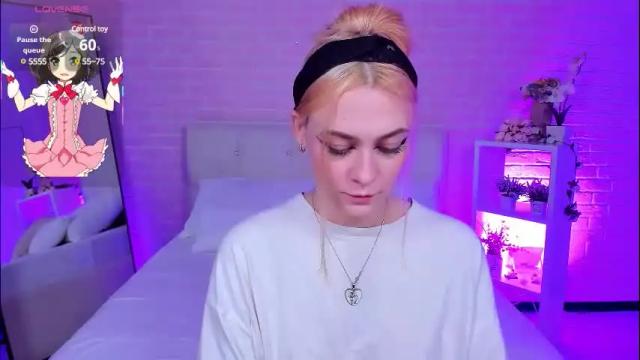 Image 12 of meow_amanda Stream on Chaturbate on 3 months ago